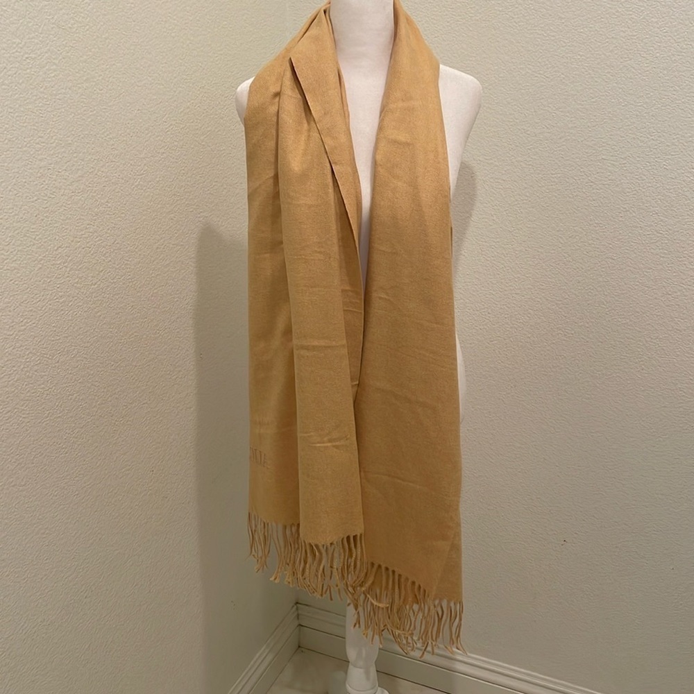 NWOT Womens Alicy Scarf